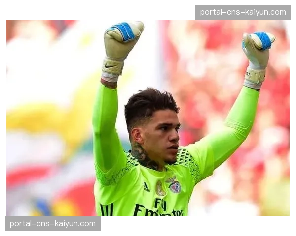 洛里昂后卫夸西成转会市场焦点，标价1000万欧元引多队争夺