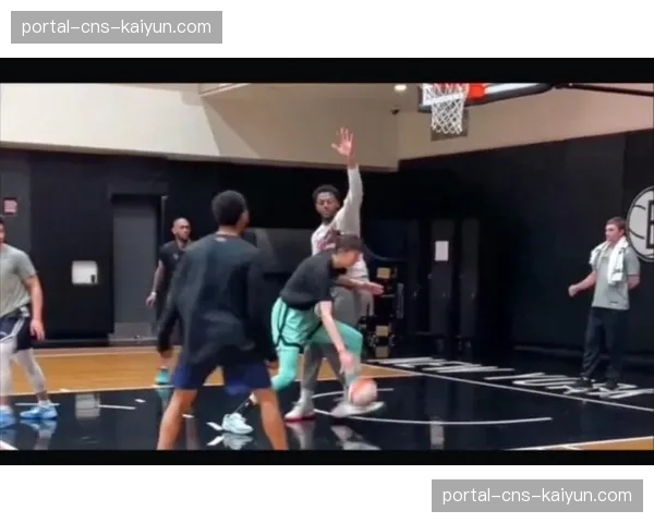 韩旭与纽约自由人签订训练营合同，已到队参加季前训练