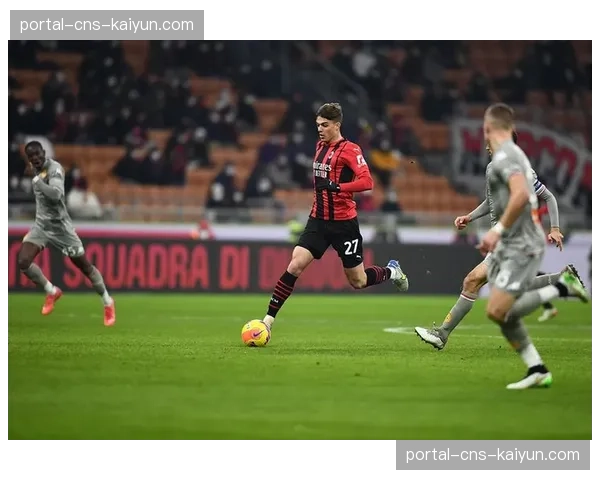 科莫客场2-0击败热那亚，积分追至61分逼近欧冠区